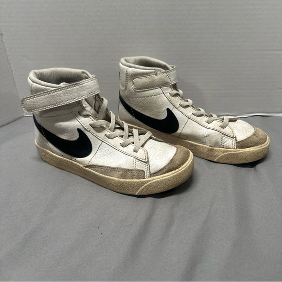 Nike BLAZER MID' 77 (PS) Sneakers Youth Kid's Sz 2Y White Black Shoes DA4087-100 - Picture 2 of 8